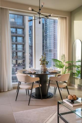 New 1BR in Creek Island with Balcony Pool and Gym - image 9
