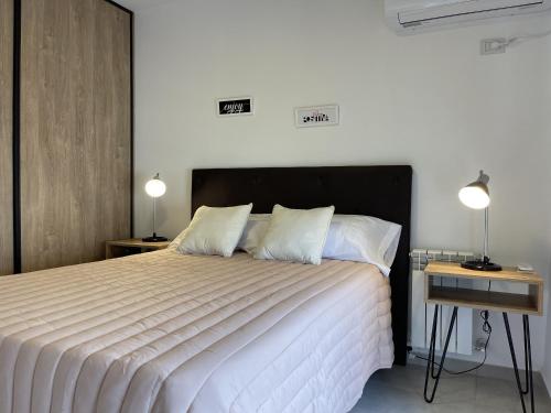 One-Bedroom Apartment image 7