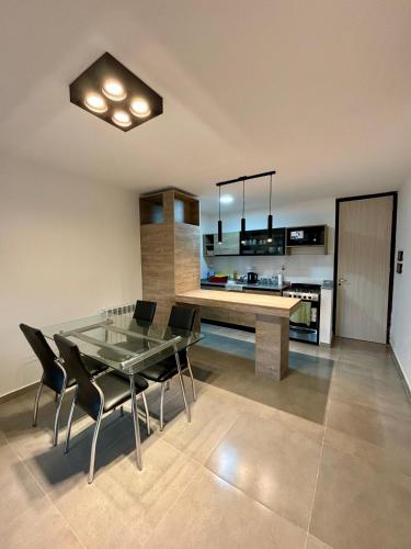 One-Bedroom Apartment image 3