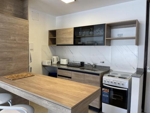 One-Bedroom Apartment image 3
