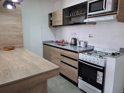 One-Bedroom Apartment image 1