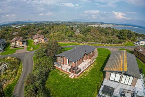 Stables 30, 3 Bed Luxury Lodge at Hafan y Mor, Pwllheli (foto 2)