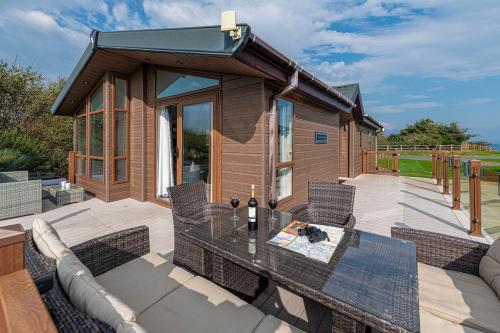 Stables 30, 3 Bed Luxury Lodge at Hafan y Mor, Pwllheli (foto 6)