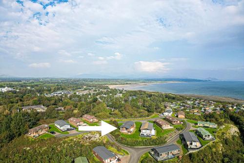 Stables 30, 3 Bed Luxury Lodge at Hafan y Mor, Pwllheli (foto 3)