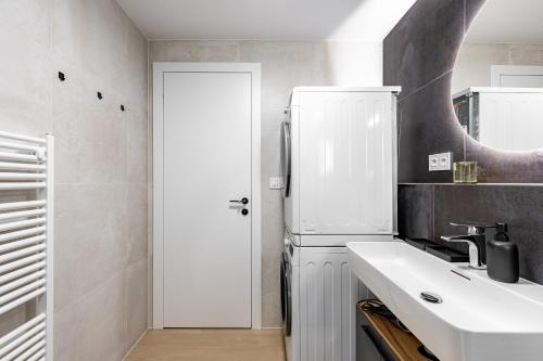 BNB Eurovea Tower Retreat with Parking, Bratislava (Foto 5)