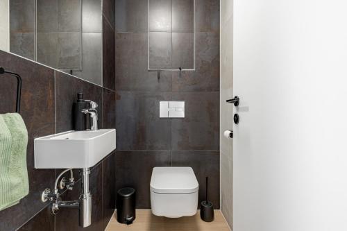 BNB Eurovea Tower Retreat with Parking, Bratislava (Foto 7)
