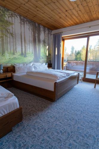 Waldhotel Geländer (Waldhotel Gelander) in Schernfeld