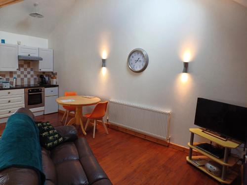 Létesítmények, The Dairy in Troon