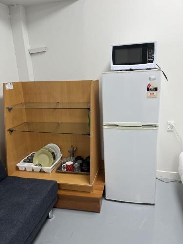 2 Double Beds, 1 Single Bed, 2 Double Sofa Beds in 1 Room, Serviced Suite 6