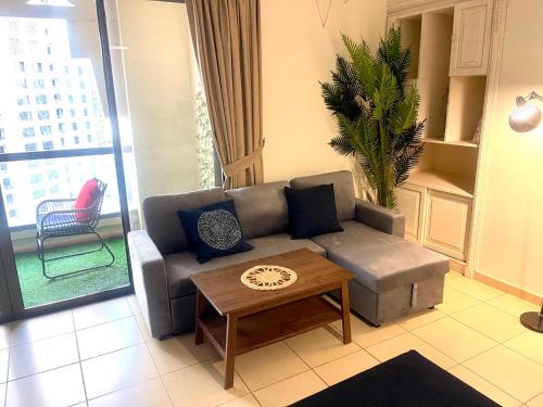 Charming spacious studio apartment in the heart of JBR By SWEET HOMES, Dubaj (zdjęcie 6)