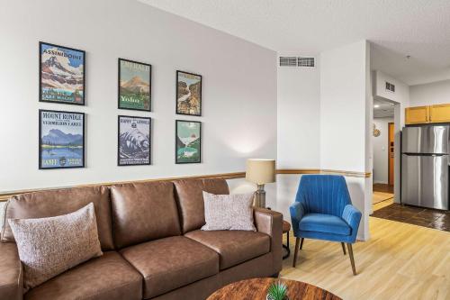 Charming & Cozy 1-Bedroom Retreat, Canmore (photo 4)