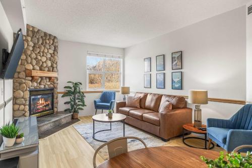 Charming & Cozy 1-Bedroom Retreat, Canmore (photo 6)