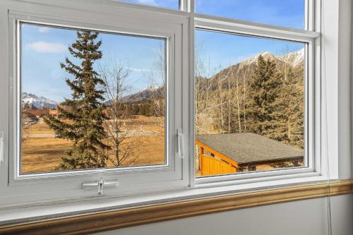Charming & Cozy 1-Bedroom Retreat - image 4