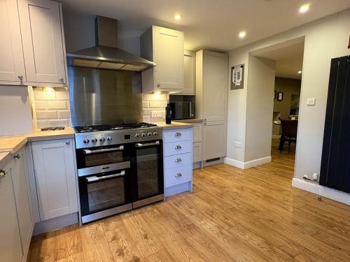 bucătărie, Cosy Carnegie Cottage close to Dornoch Golf Course in Dornoch