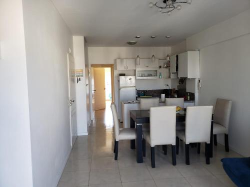 Comfortable Apartamento Semi Piso in Flores