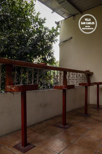 Kert, Villa San Carlos in Retalhuleu