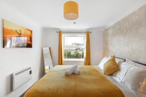 Deluxe Central Windsor Apartment with Free Parking, 4 mins to Windsor Castle and Legoland, 10 mins to Ascot and 12 mins to Heathrow London, Windsor (zdjęcie 5)