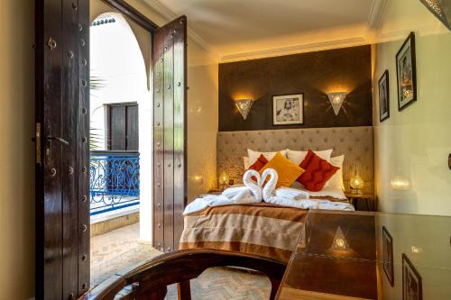 room detail thumbnail 0