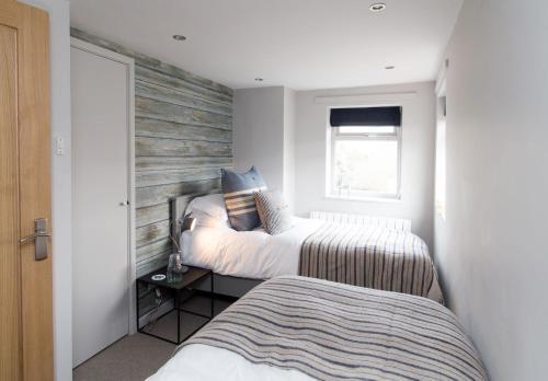 No33 HILLVIEW LODGE BOUTIQUE COTTAGE in Brancaster
