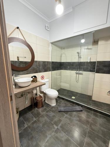 Deluxe Apartment image 2