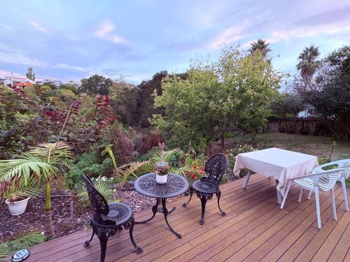 บริการและสิ่งอำนวยความสะดวก, Spacious & Secluded Bush-View Suite in Kohimarama in โคฮิมารามา