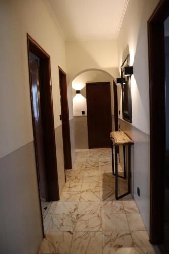 Apartamento Moderno e Acolhedor I Perto do Aeroporto in กามาราเต