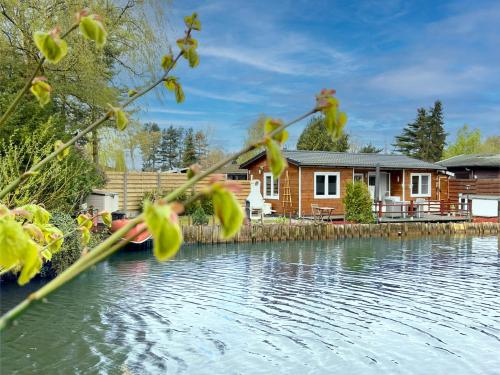 . Fonnies Chalet