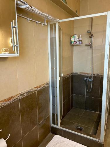 Room in garden city with private bathroom