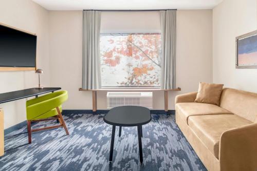 Fairfield by Marriott Inn & Suites Detroit Taylor - image 7