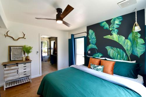 Yosemite & Bass Lake 3 Acres, Pool, Game Room, Stunning Views