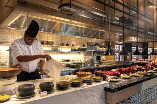 657091798 Crowne Plaza Kuala Lumpur City Centre by IHG