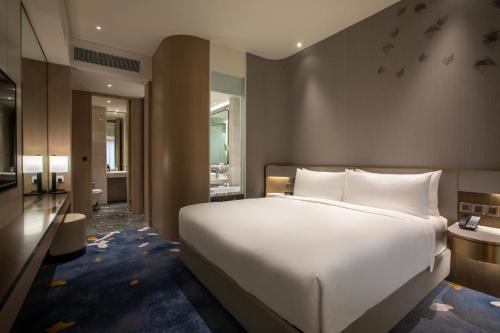 657091809 Crowne Plaza Kuala Lumpur City Centre by IHG