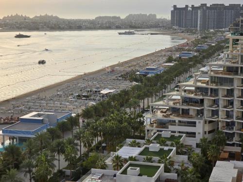 FIVE Palm Jumeirah Penthouse ,Full Sea & Marina View with Private Pool in The World Islands