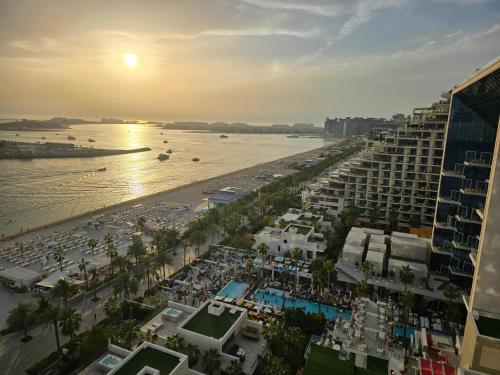 FIVE Palm Jumeirah Penthouse ,Full Sea & Marina View with Private Pool in The World Islands