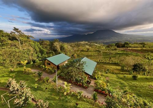 Valle Arenal, Fortuna