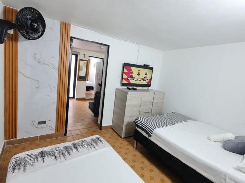 New Cozy Apartment in the Poblado, San Lucas, Medellín (foto 9)