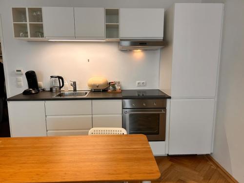 Small & fine apartment near AKH in 18. Währing