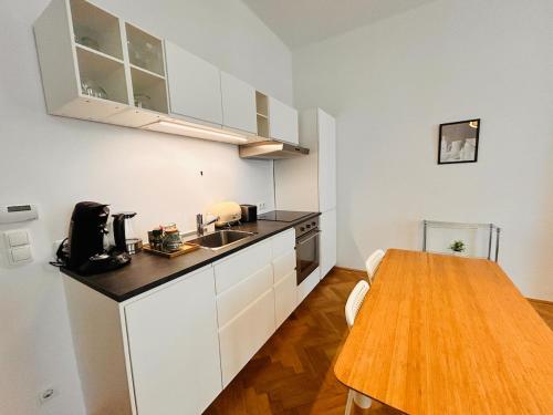 Small & fine apartment near AKH in 18. Währing