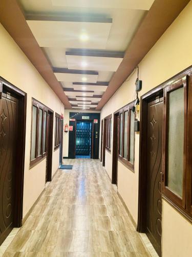 Lobby, Hotel Airport Fly Inn in Banthra Sikander Pur