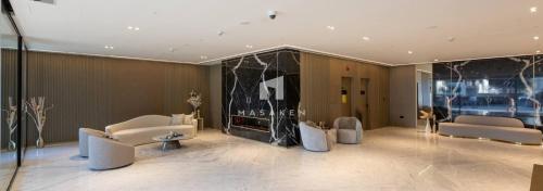 Chic & Serene 1br Apt Balcony, Pool & Parking, Dubai (foto 3)