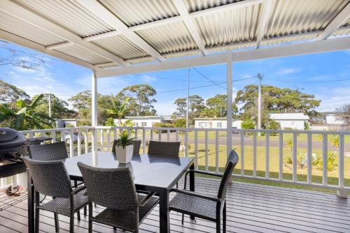 Beauts - Pet Friendly - 5 Minutes Walk to the Beach