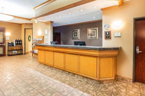 La Quinta Inn & Suites Portland Airport