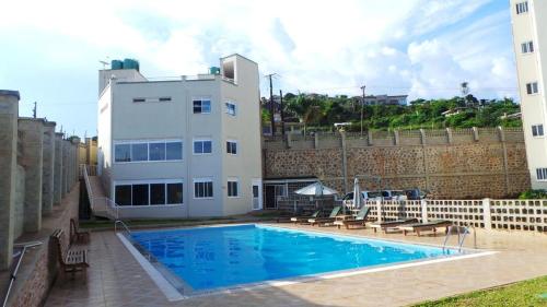 3 Bed Luxury Condo in Lubowa - image 3