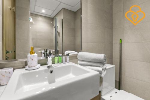Keysplease Studio Azizi Riviera Near Downtown, Meydan One, Dubaï (photo 4)