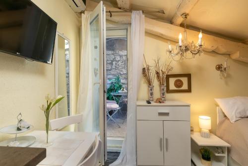 Apartment Camelia - image 12