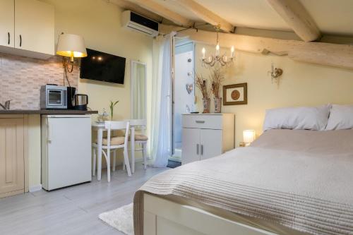 Apartment Camelia - image 14