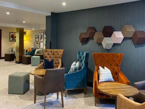 Thatcher’s Hotel - image 9