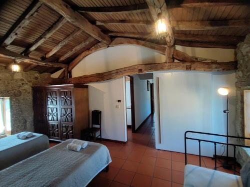 T3 da Eira in กรีมันเซโลส