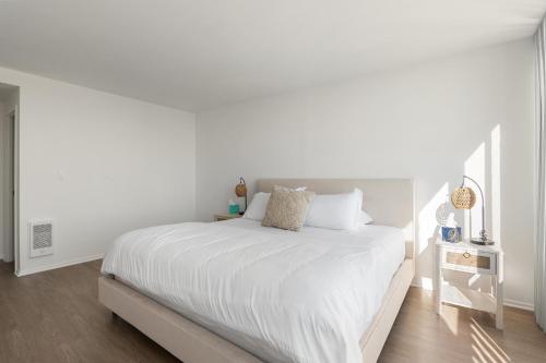 The violet-Santa Monica highrise beach front&view, Los Angeles (Foto 9)