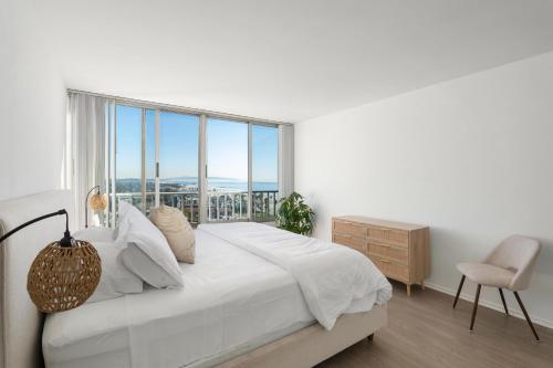 The violet-Santa Monica highrise beach front&view, Los Angeles (Foto 3)